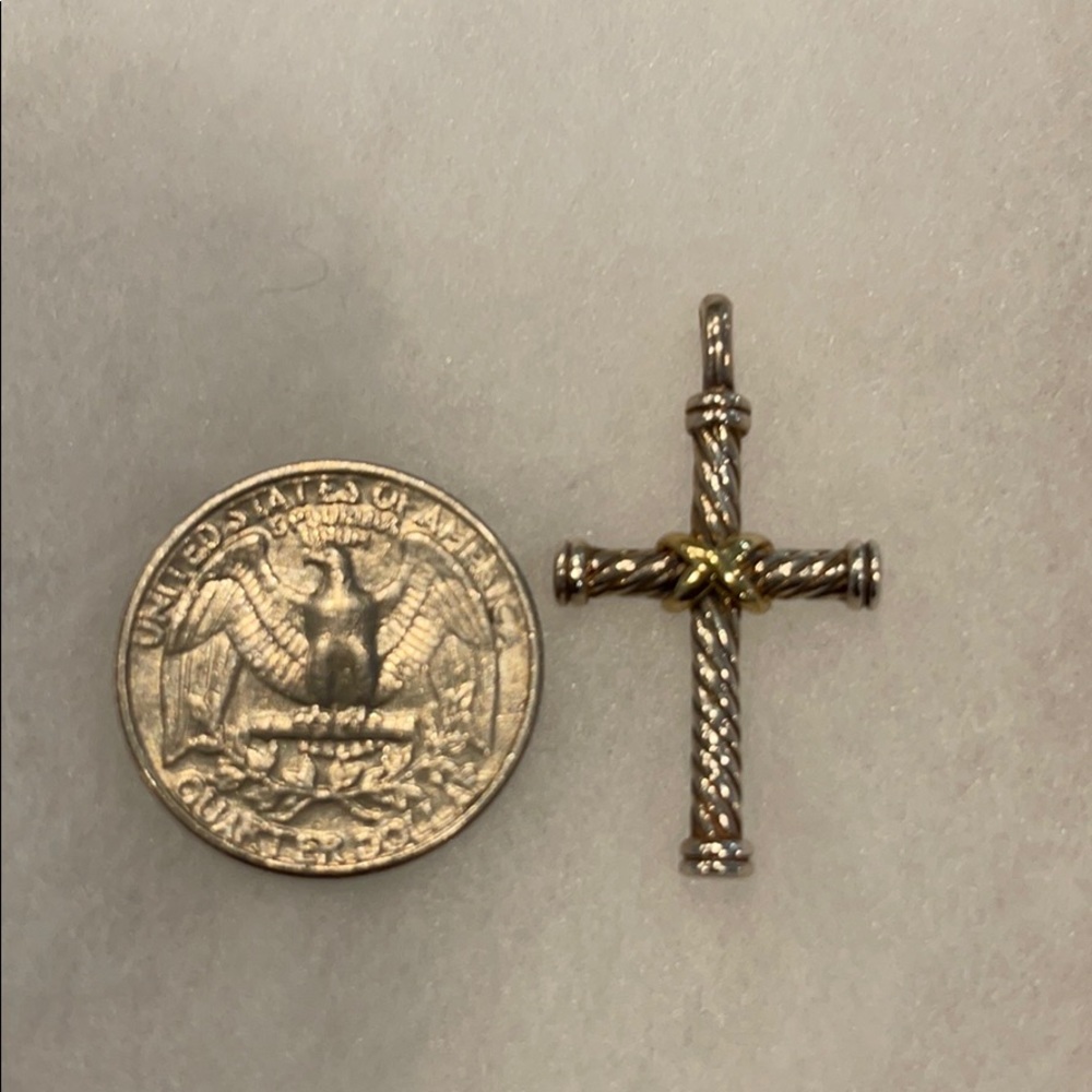 David Yurman Classic Cable Cross